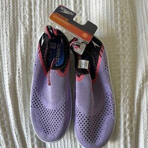 Speedo Lavender and Black Swim Shoes